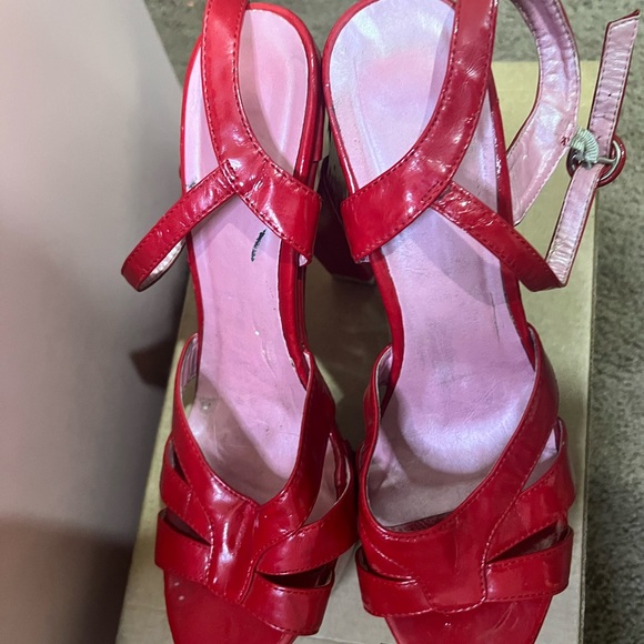 Red Patent Leather Chunk Heel Stiletto - Picture 1 of 2